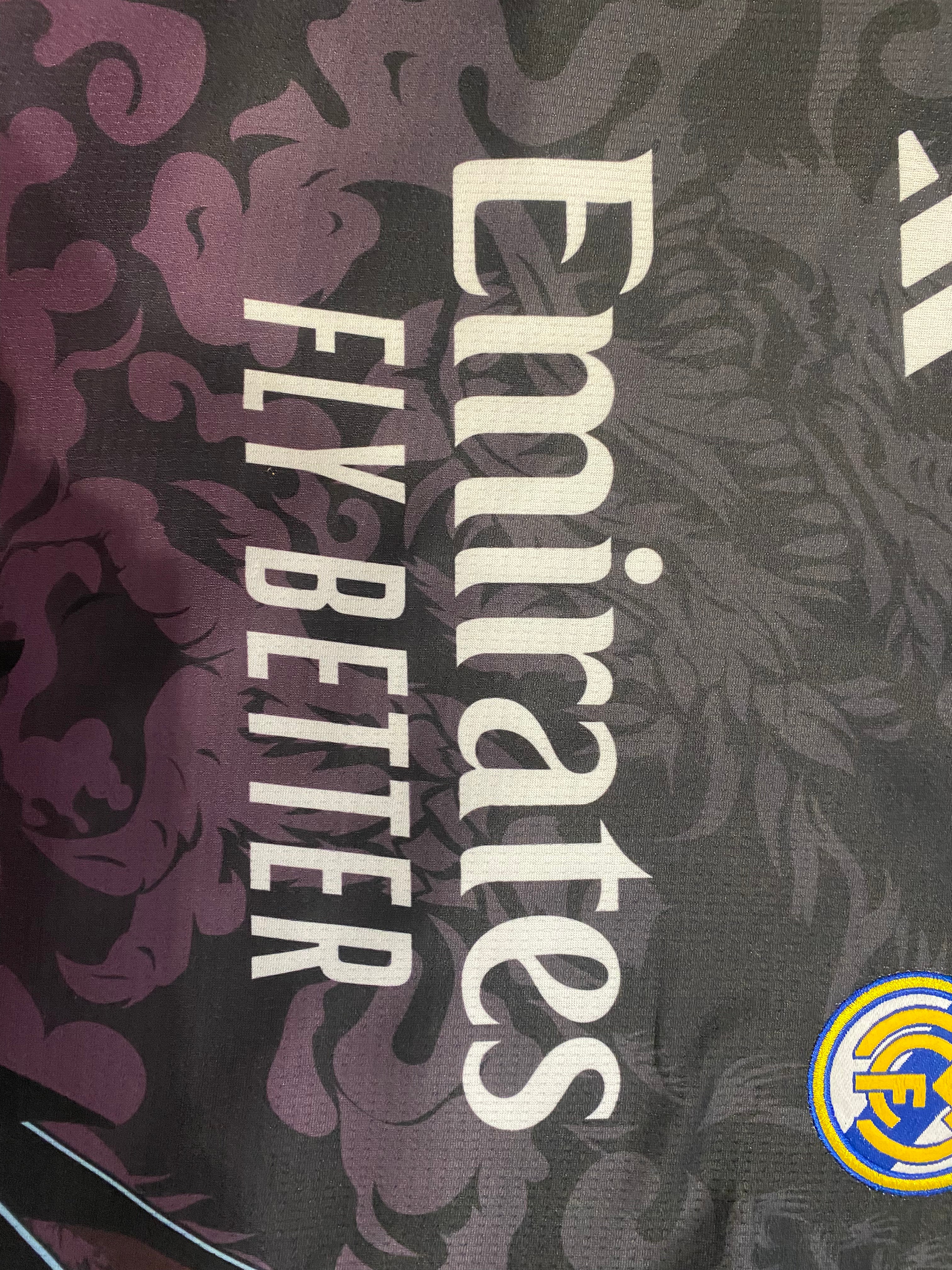 Maillot Real Madrid Concept Édition Dragon Violet